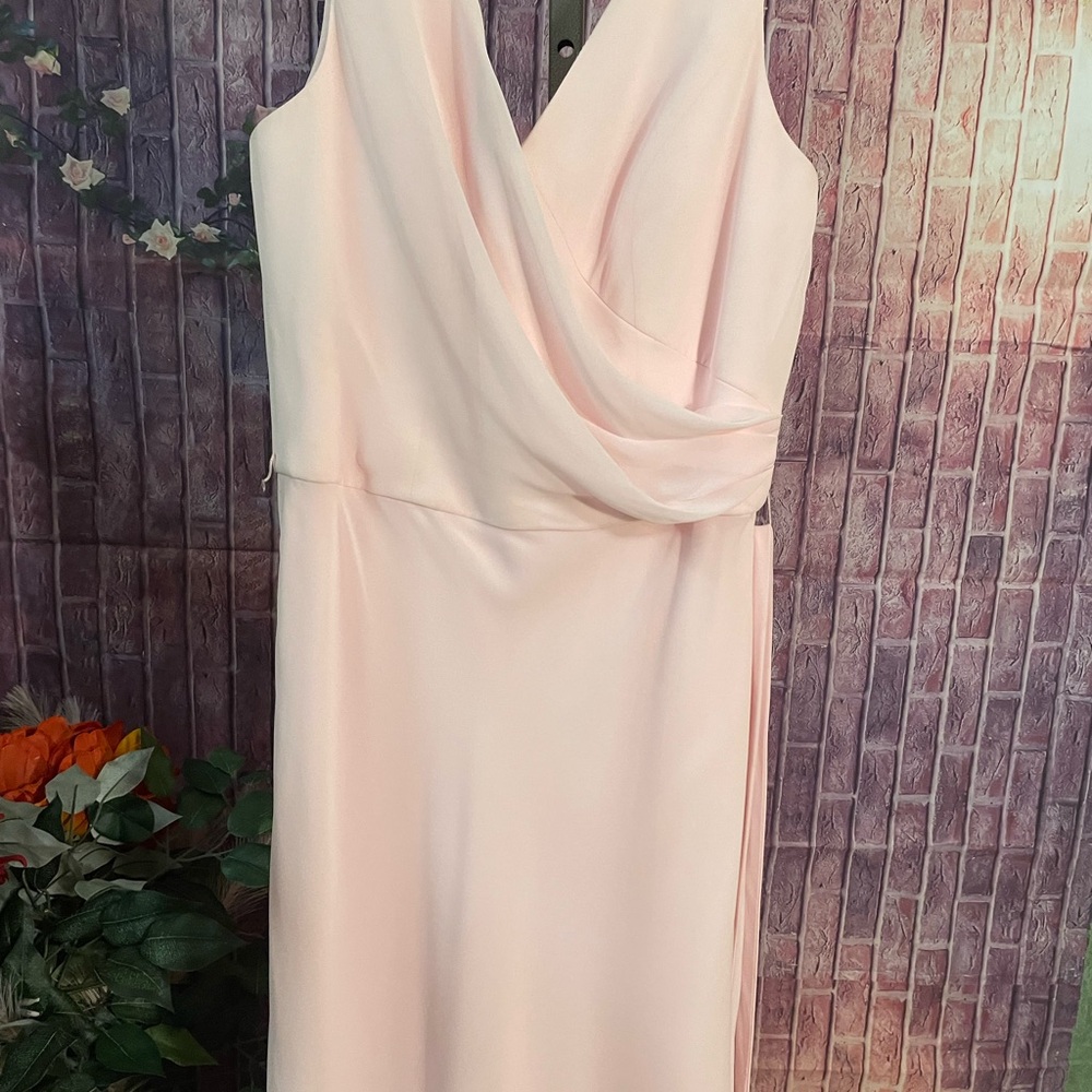 Elegant Pink Sleeveless Dress